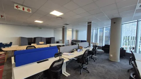 WhatsApp Image 2025-11-19 at 13.57.05 (1).